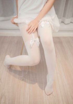 少女配狗的视频