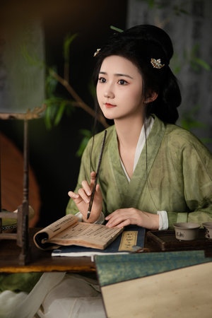 《温柔的嫂子》努努
